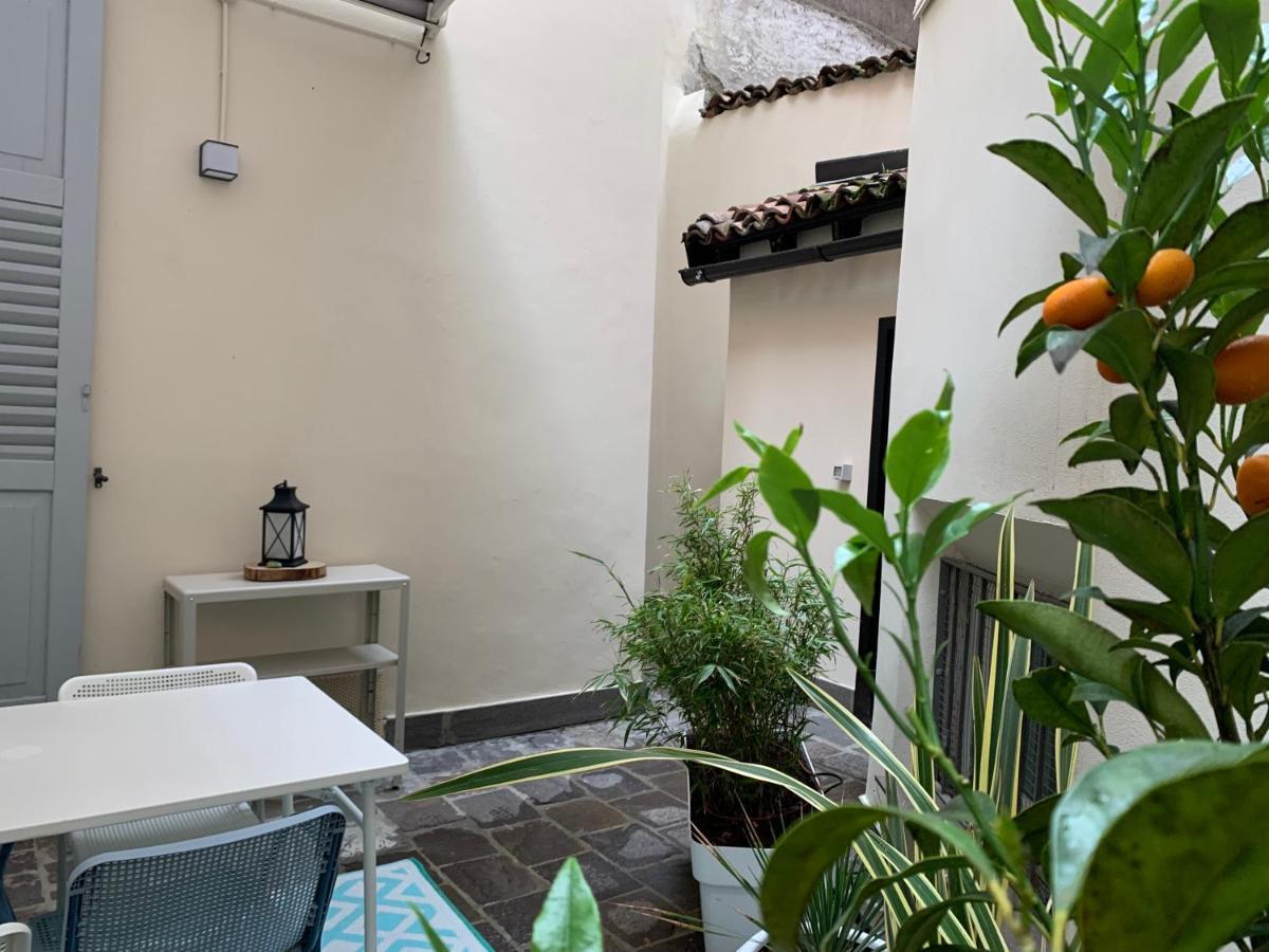 Casa Riva - Bilocale In Centro Storico Apartment Екстериор снимка